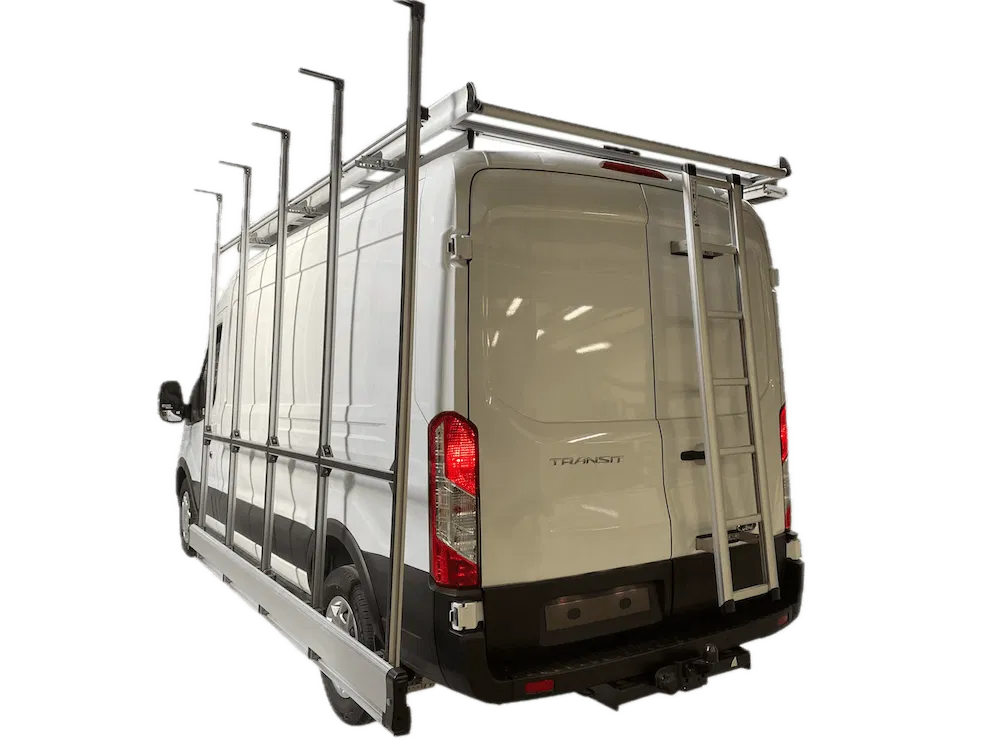 Installation de porte vitrage sur fourgon. Installation de porte vitre sur fourgon - Solution Transport Camion