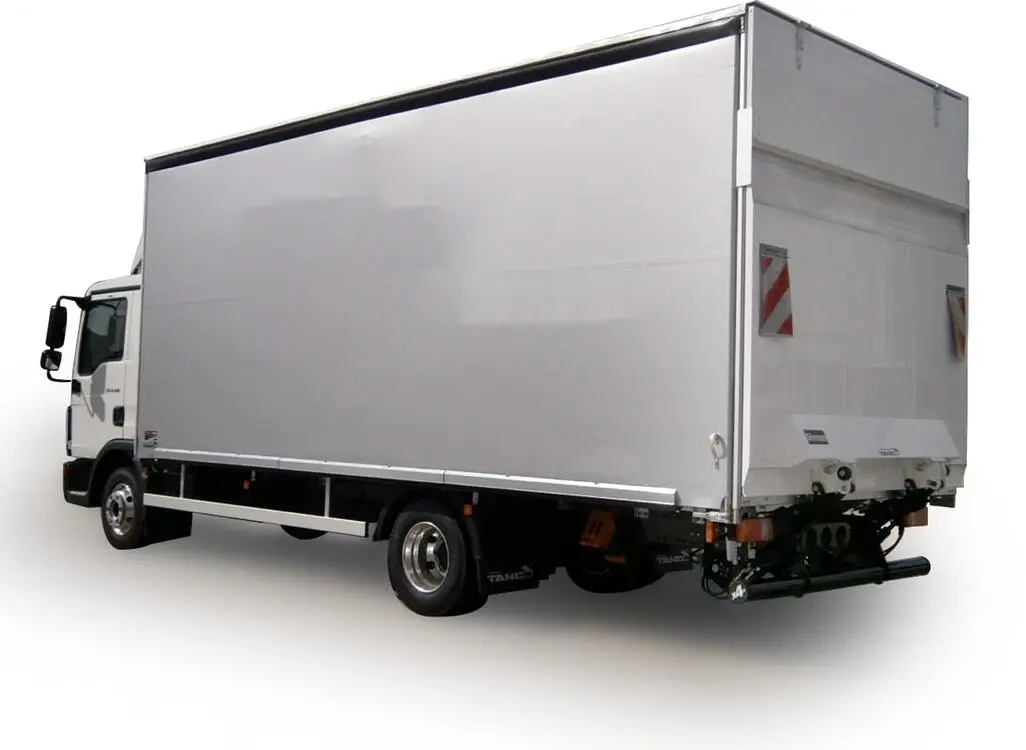 CAMION ÉQUIPÉ DU HAYON ÉLÉVATEUR MAXON GPC 17/22 X1 - CLASSIQUE - FERMÉ