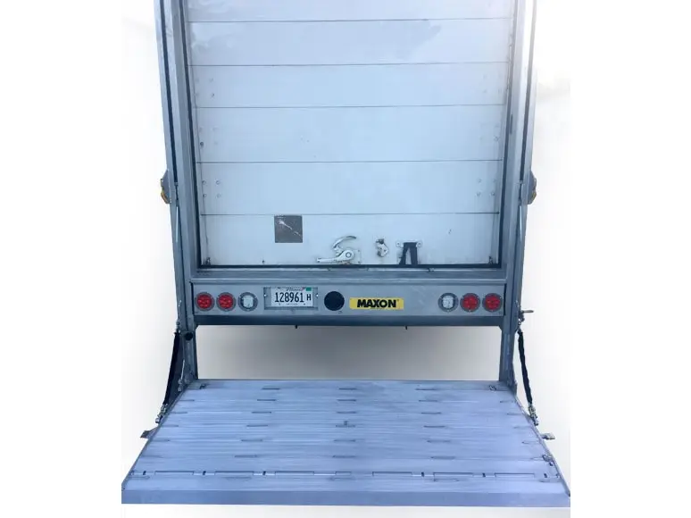 TRUCK EQUIPPED WITH MAXON RAILIFT™ DMD TAIL ELEVATOR