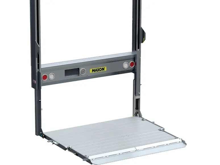 TRUCK EQUIPPED WITH MAXON RAILIFT™ DMD TAIL ELEVATOR