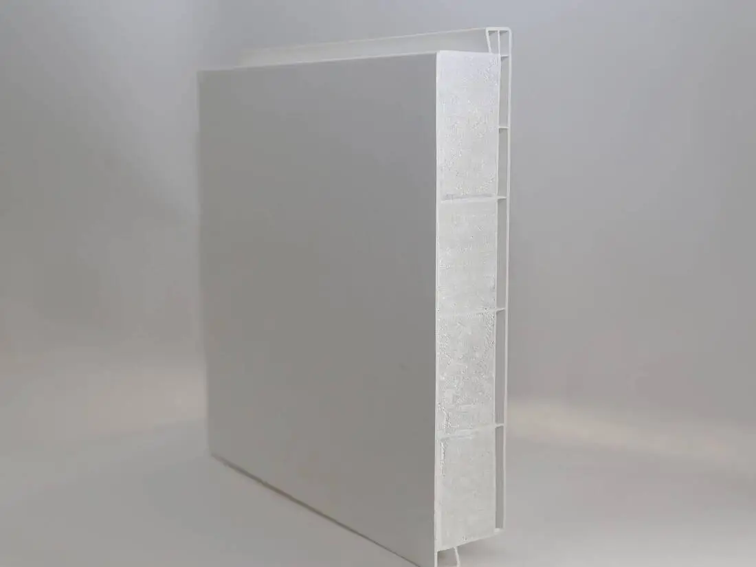 Insulated Lite Freezer Roll-Up Door Mclaren, Porte Roll-Up Isolée Ultra-Légère Mclaren, Installation de Porte Roll-Up pour Camion