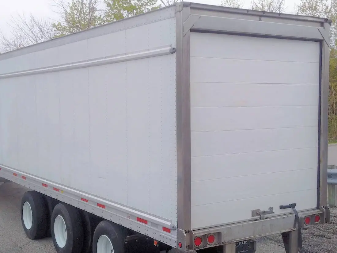 Streamline Refrigerated Roll-Up Door 1" Mclaren Door, Porte Roll-Up pour Marchandises Réfrigérées 1" Mclaren Door, Truck Roll-Up Door Installation Mclaren